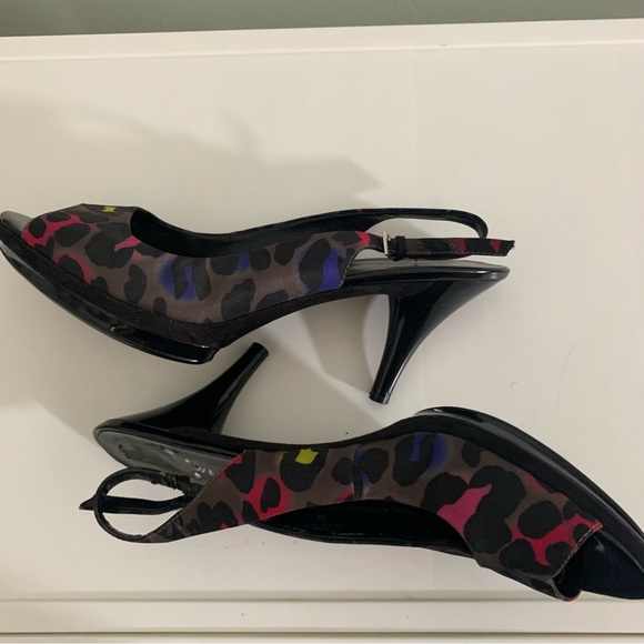 Nine West women’s multicolor animal print platform 4 inch heel size 10 - Picture 5 of 7